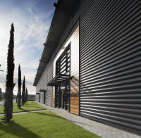 Herrington Gate – A Stunning Design in Profile Metal Cladding